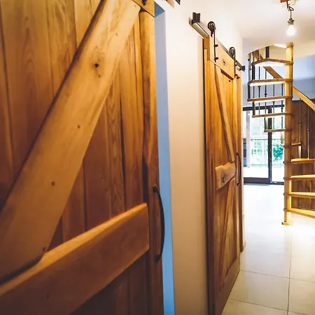 Lesna Strzecha Apartment *